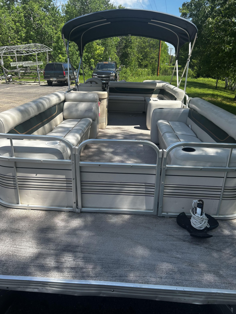 Leisure Pontoon photo 2