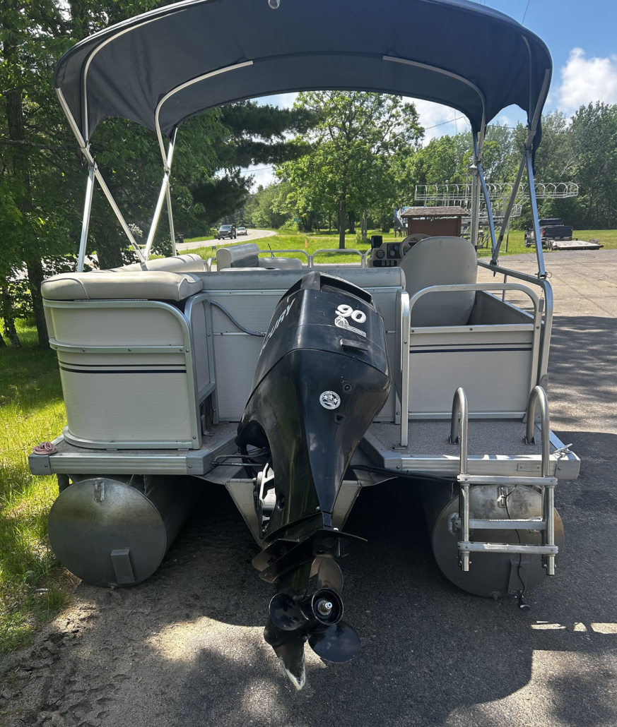 Leisure Pontoon photo 3