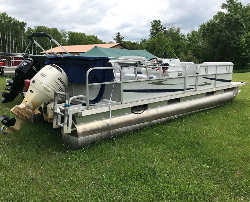 24′ Party Barge Olds Pontoon Rental & Storage